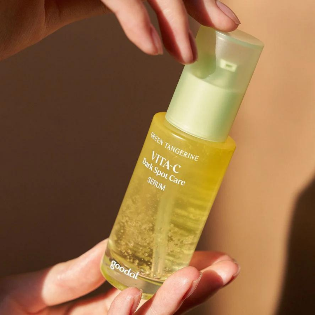 Green Tangerine Vita C Dark Spot Care Serum