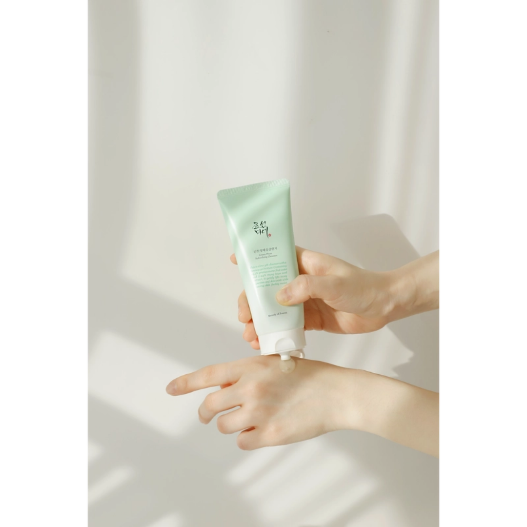Green Plum Refreshing Cleanser