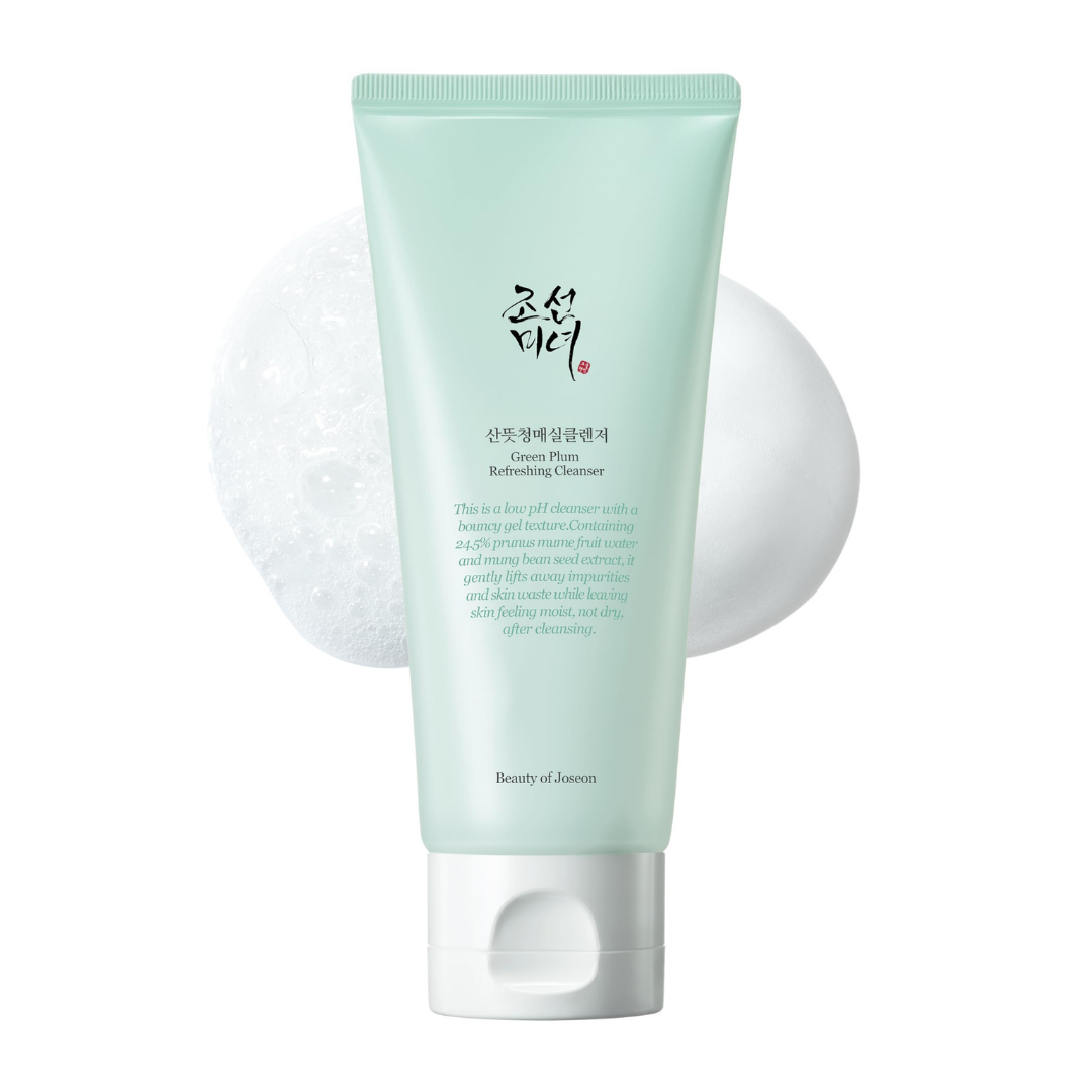 Green Plum Refreshing Cleanser