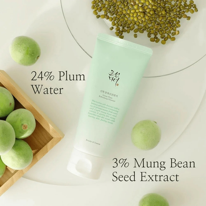 Green Plum Refreshing Cleanser