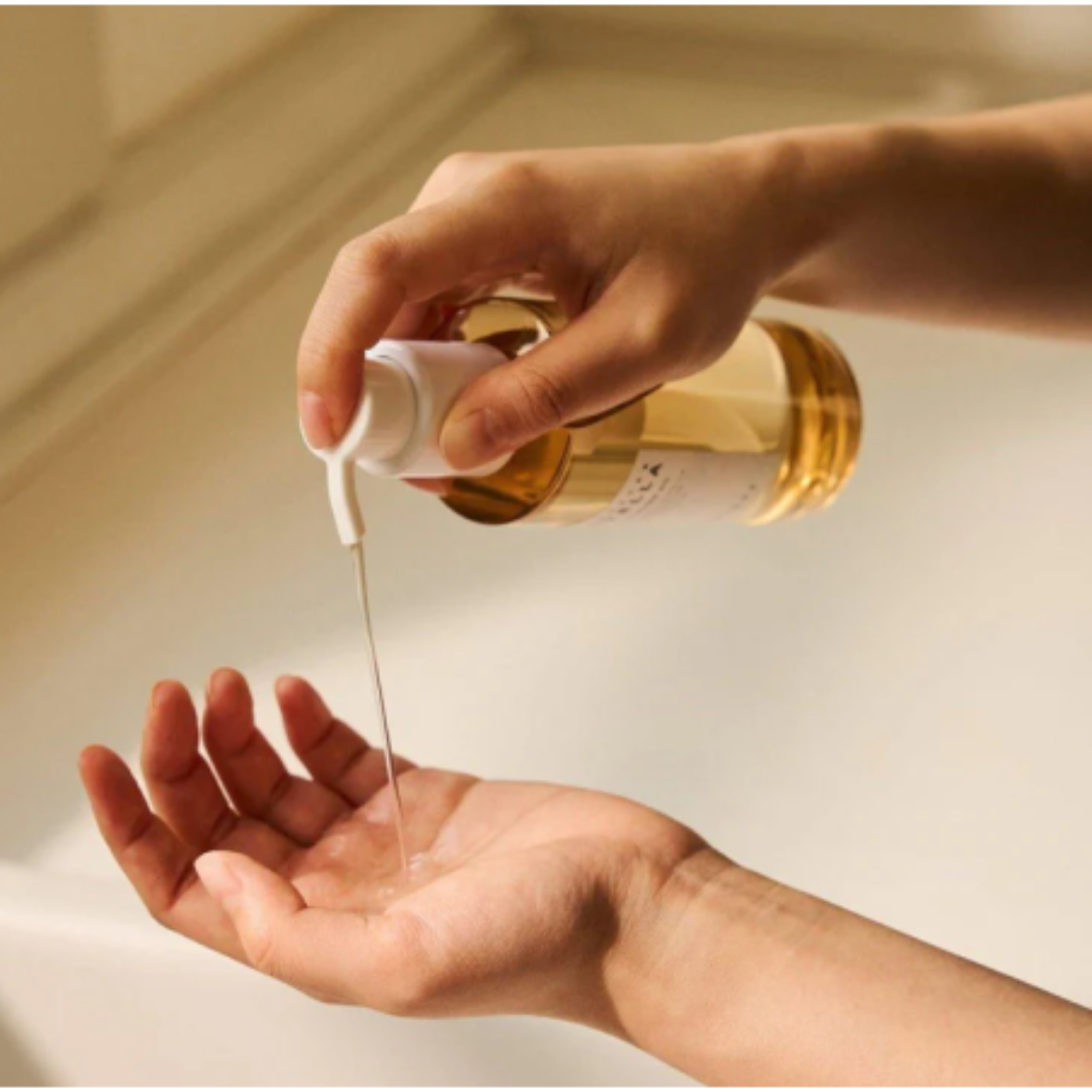Madagascar Centella Light Cleansing Oil